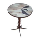 Table style eats standing ironwork
