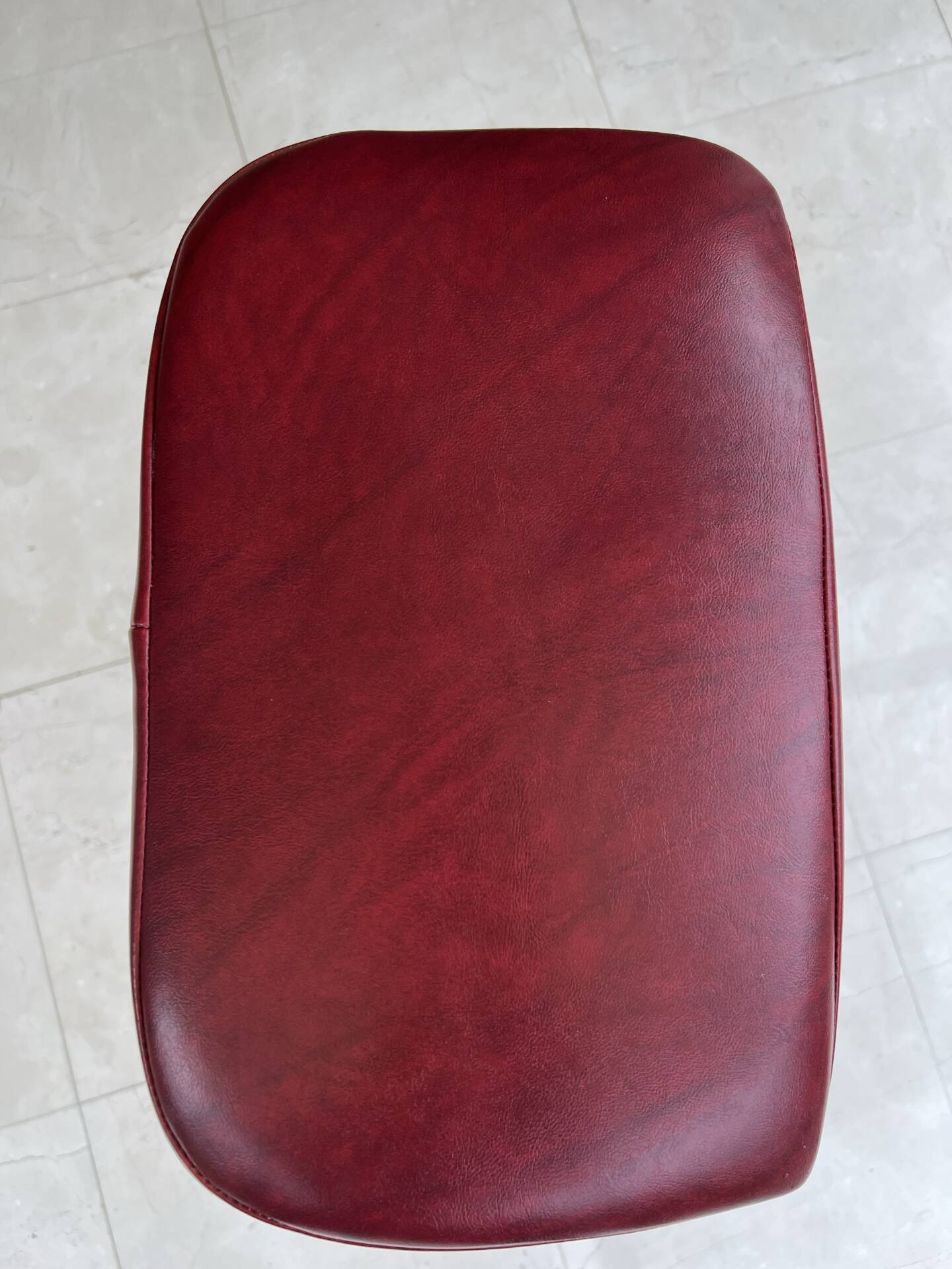 Vintage folding stool Libellule – Normafix – burgundy faux leather – years