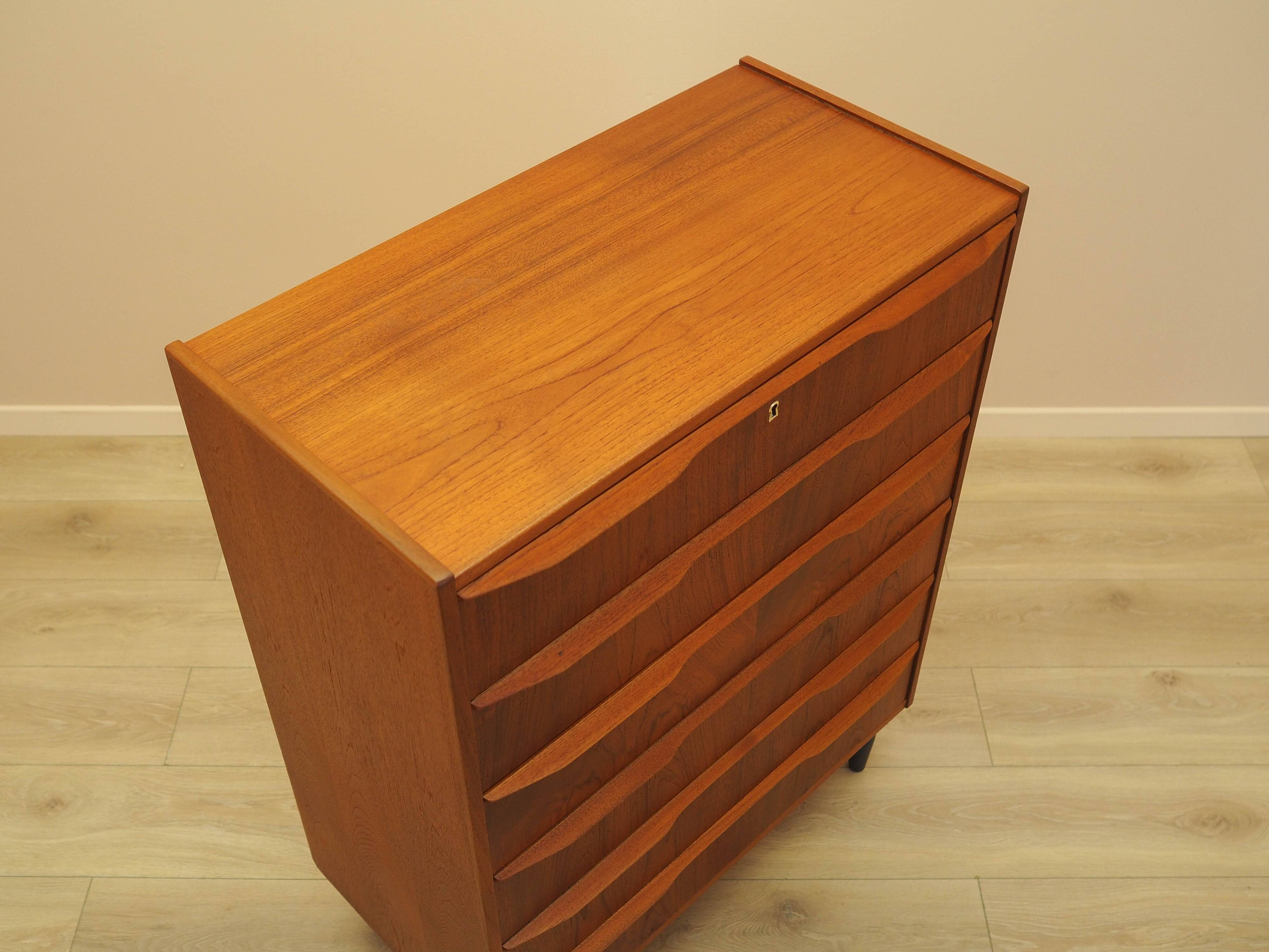 Commode en teck, design danois, années 1970, fabriquée au Danemark
