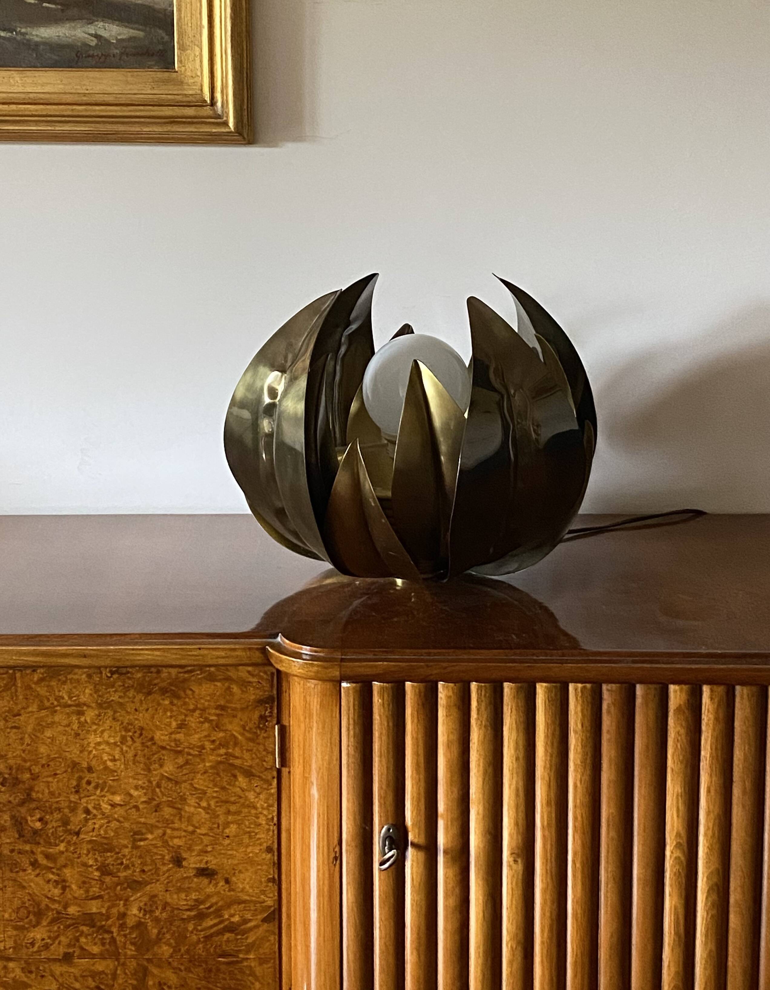 Lotus flower brass floor/table lamp, attr. Bottega Gadda, Italy, 1970