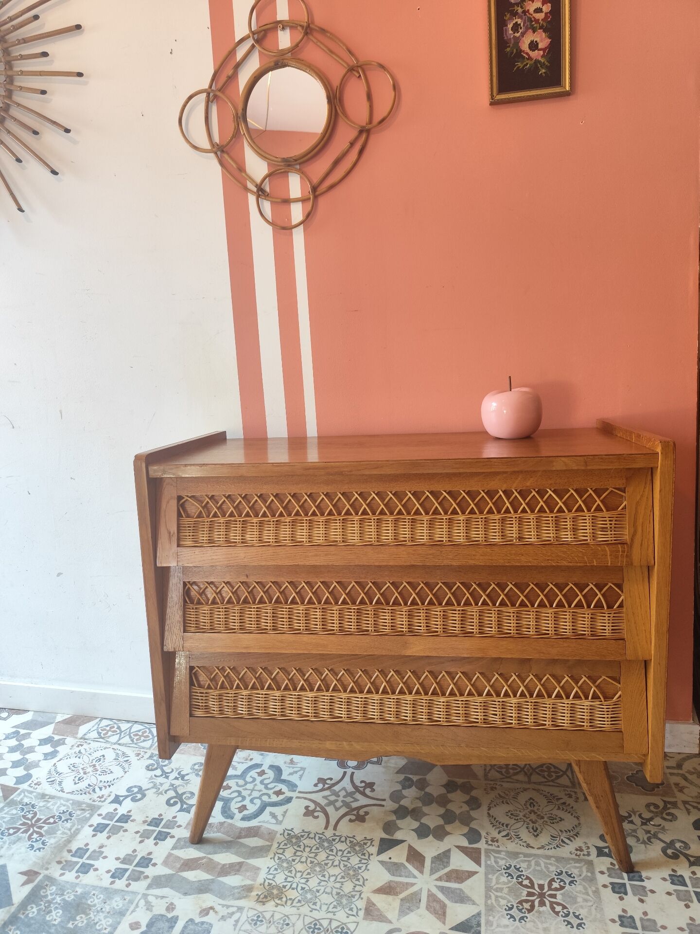 Vintage chest of drawers