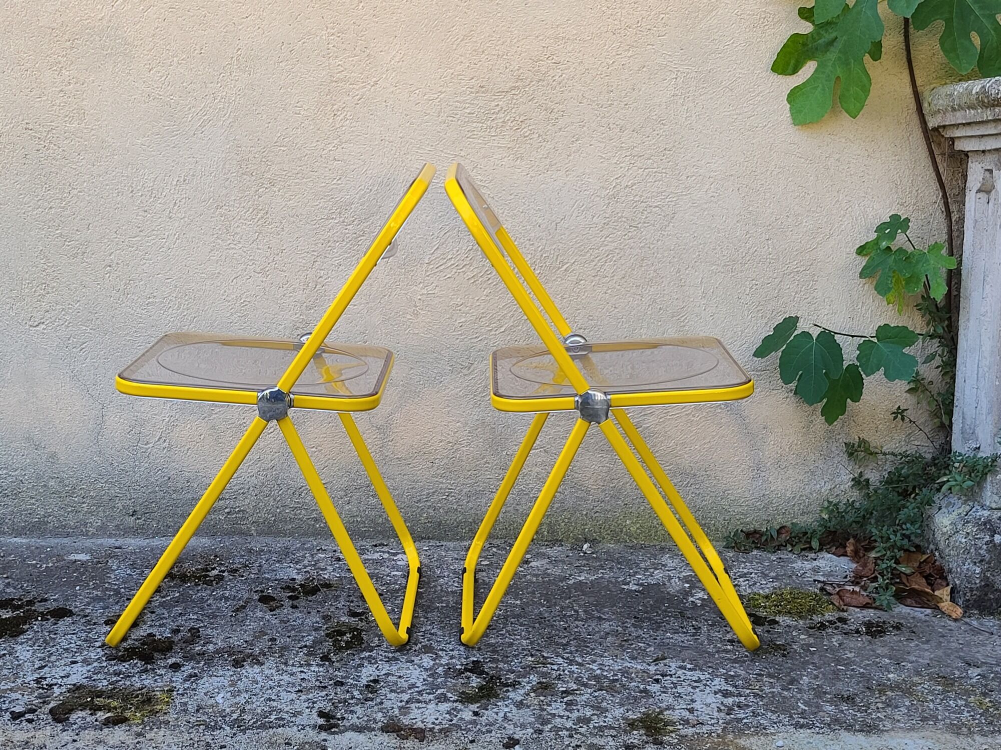 Yellow Plia folding chairs by Giancarlo Piretti for Castelli, 1960