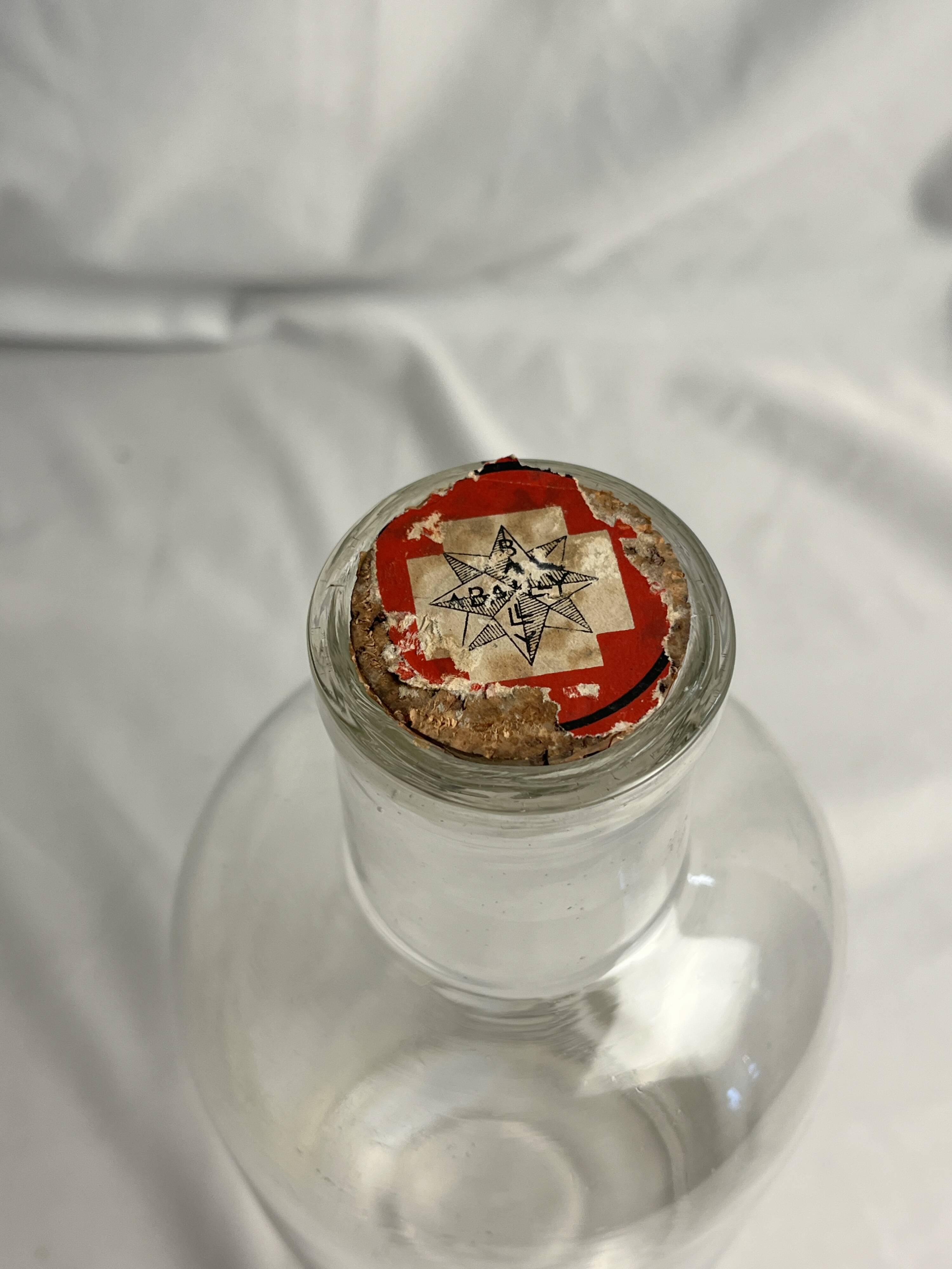 Old Bailly pharmacy laboratory bottle, early 20th century