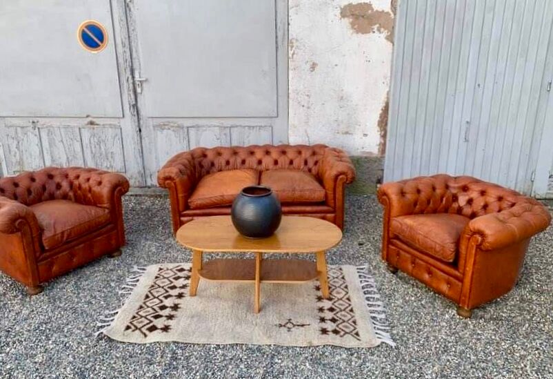 Salon canape and 2 chesterfield armchairs in vintage cognac leather from the 1970s