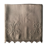 Old tinted drap
