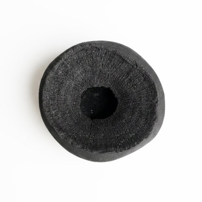 Omuro - artisanal pot in mineral cement