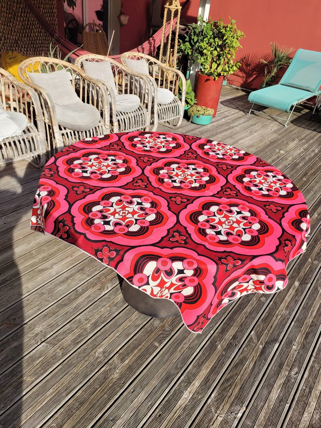 Nappe 137x130cm en tissu imprimé vintage