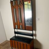 Wall-mounted coat rack