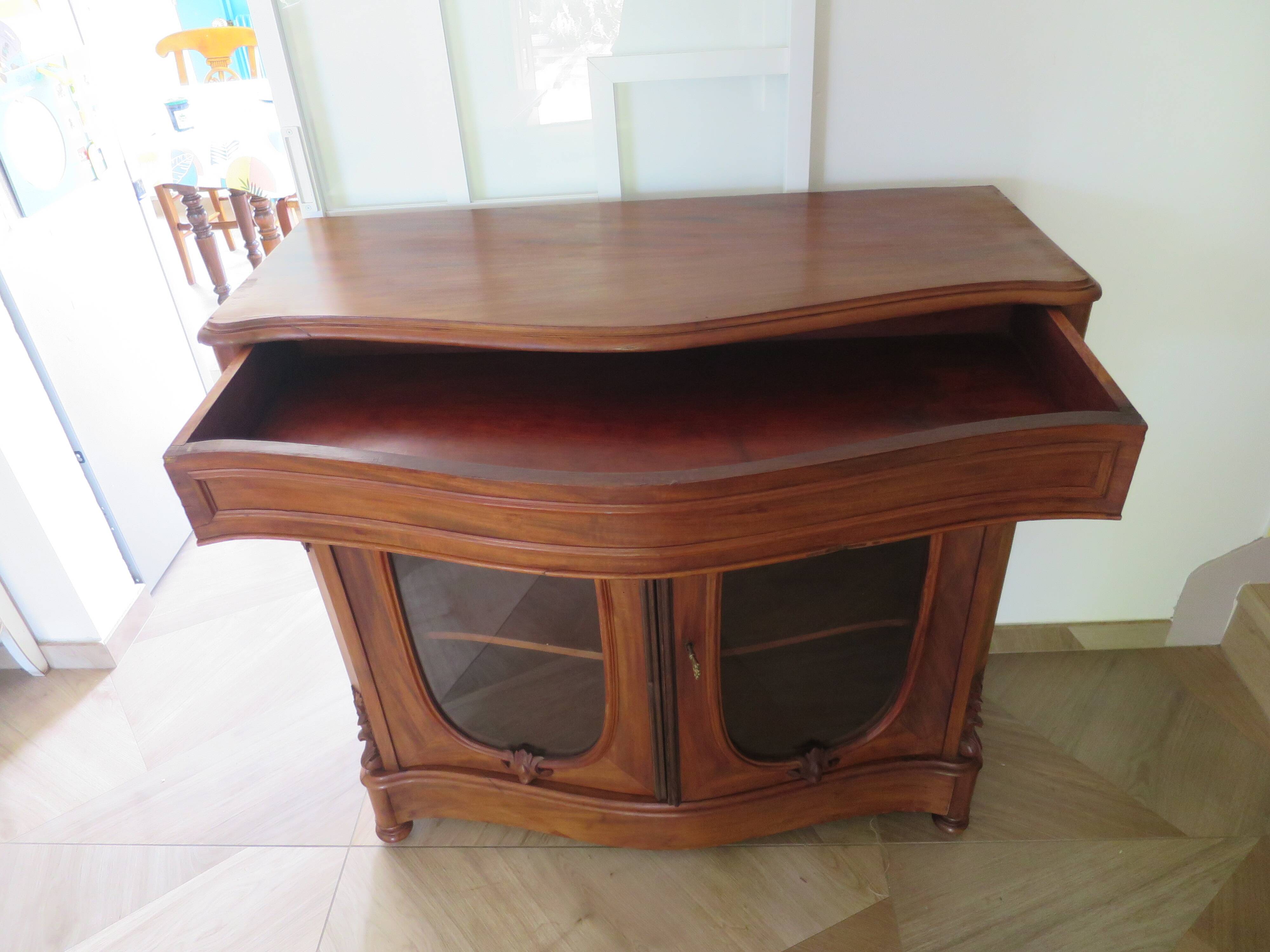 Curved showcase library carved wood 2 doors mahogany English style