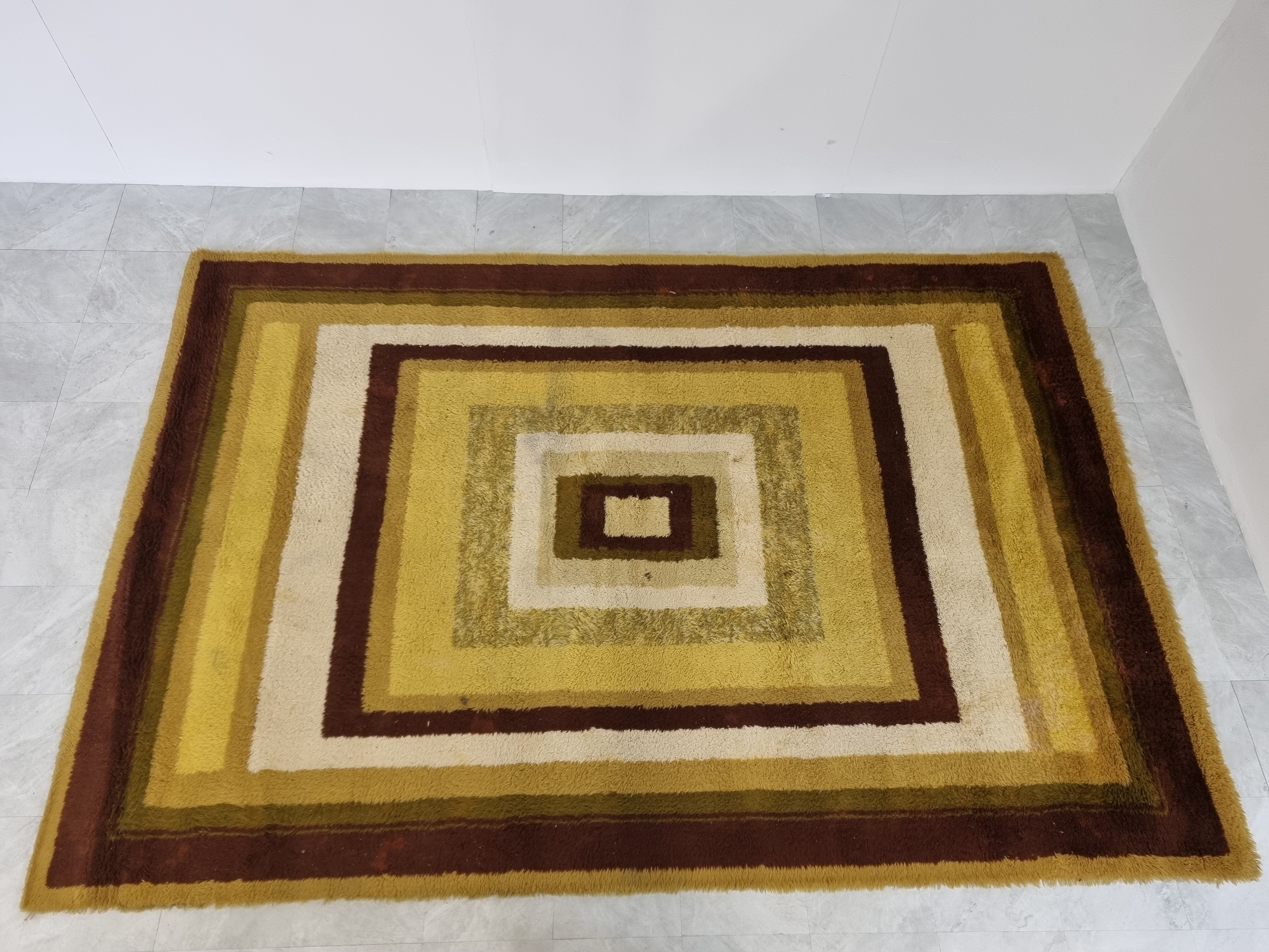 Large modernist carpet, 1970s 290x200cm