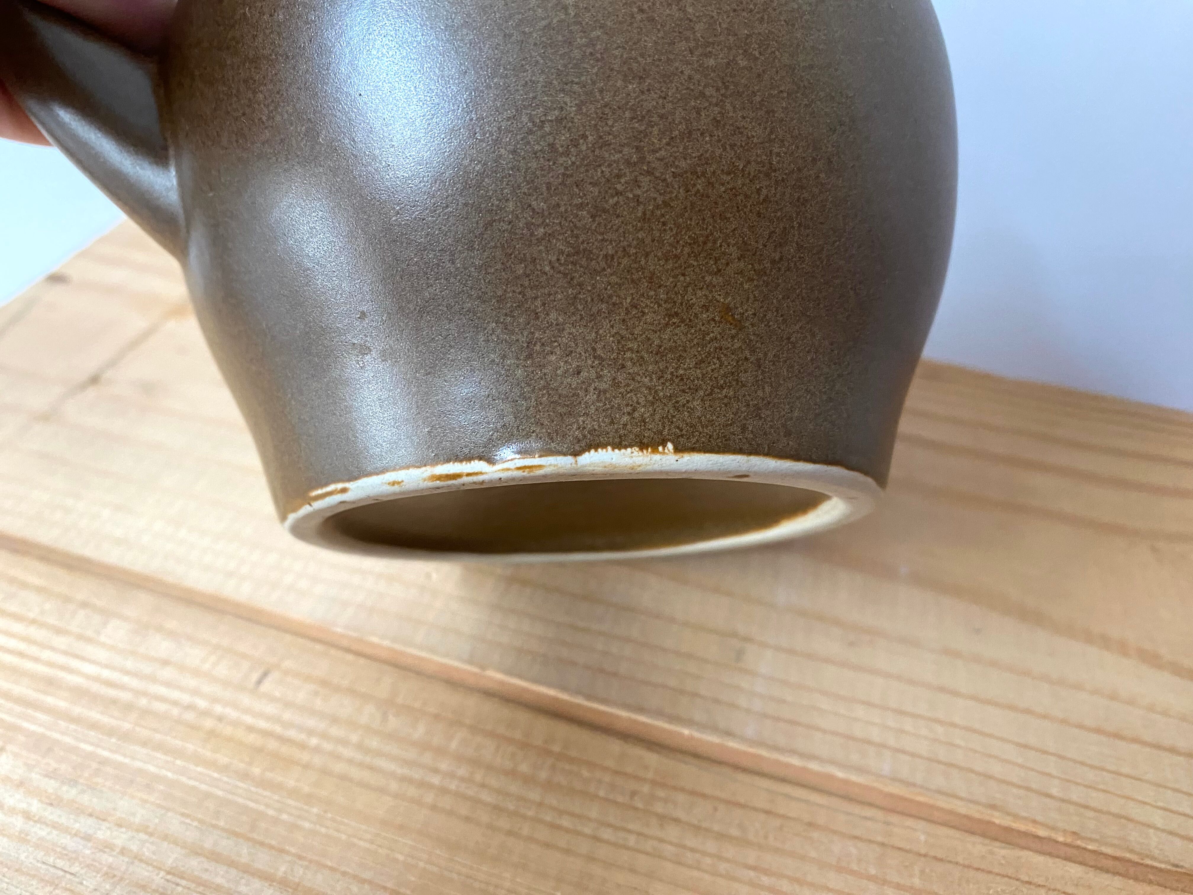 Pichet carafe en grès Denbac coqs années 30 vintage