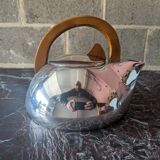 Picquot Ware kettle from 1938