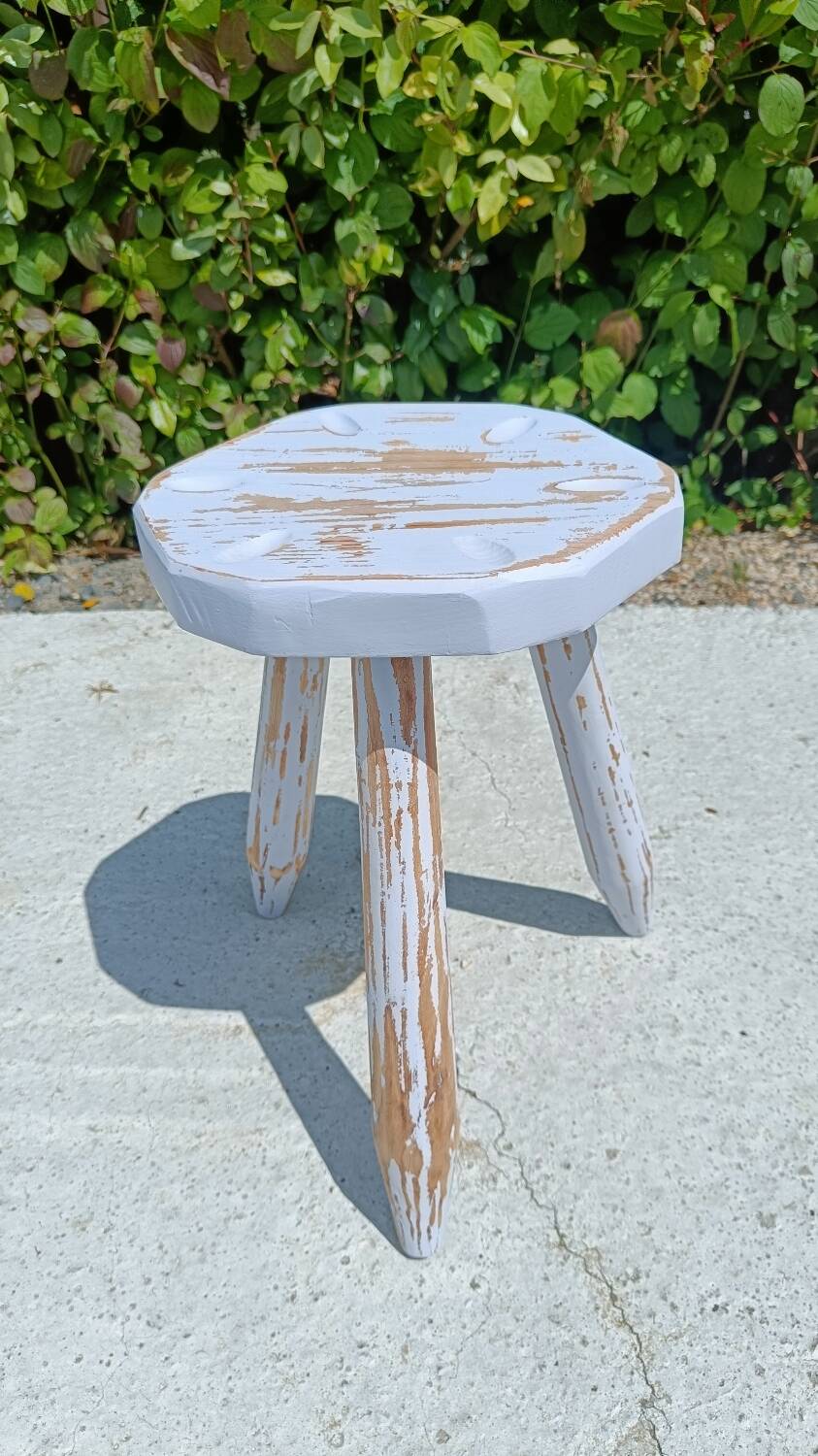 Vintage tripod stool