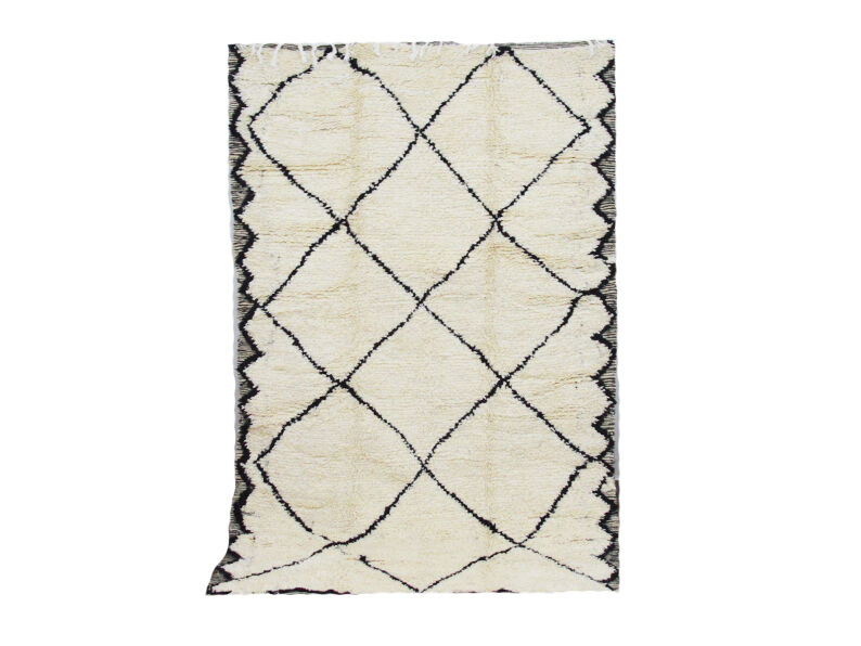 Handmade moroccan berber carpet 238 x 150 cm