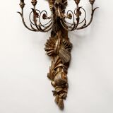 Large pair of wall light with 5 arms of light in gilded, silver and patinated wood