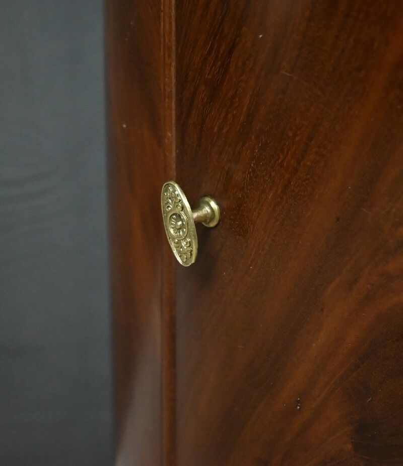 Mahogany bed, Empire style – late 19th century