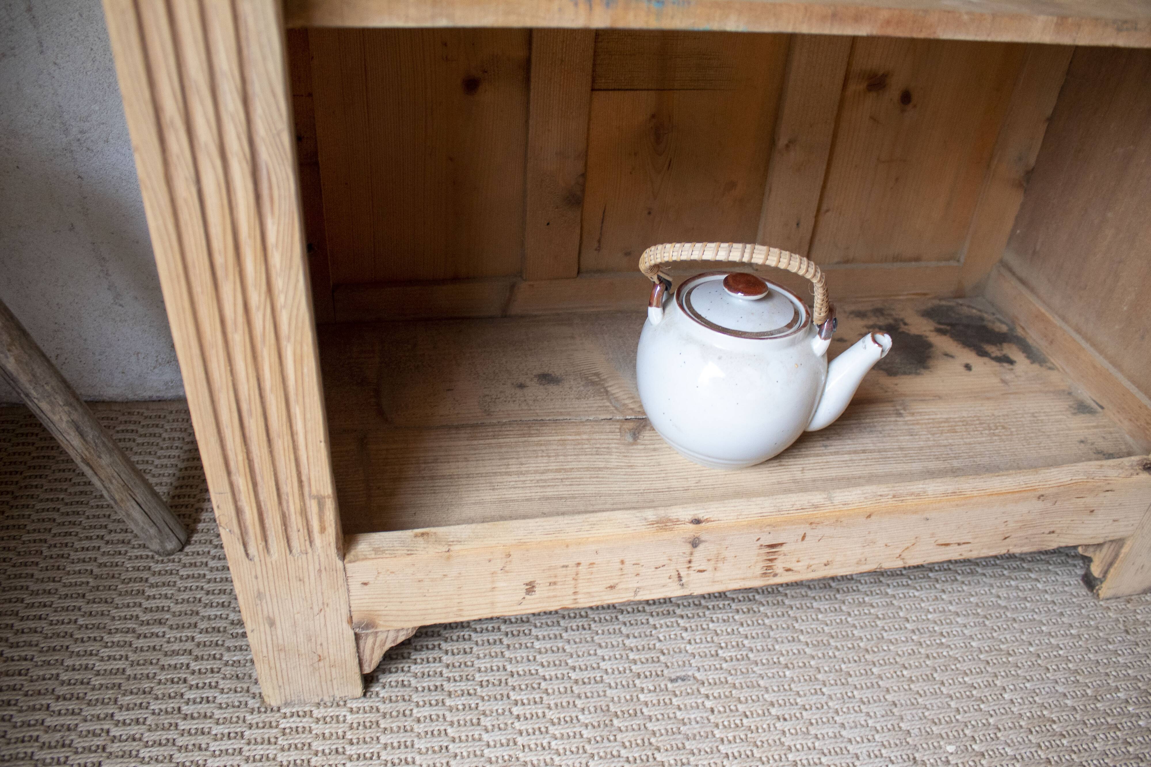 Parisian low buffet confectionery