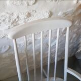 White vintage rocking-chair