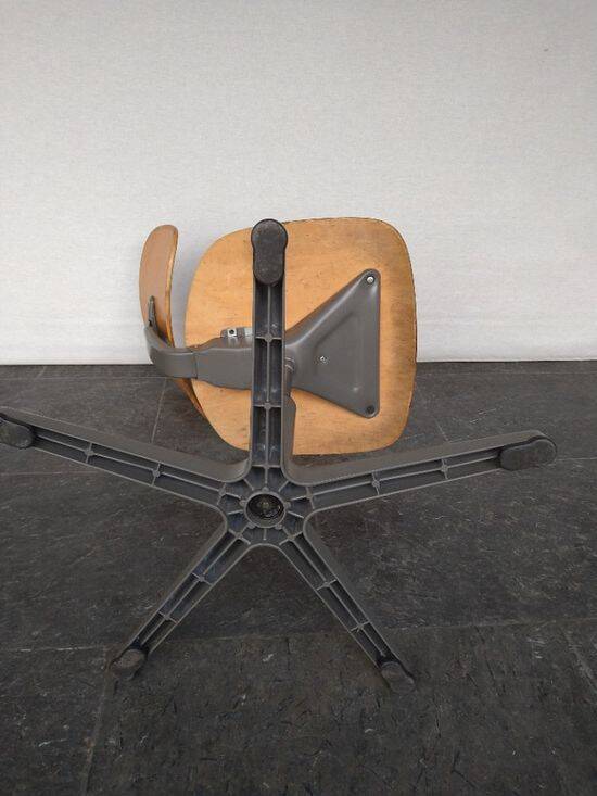 Chaise d'architecte des années 1950