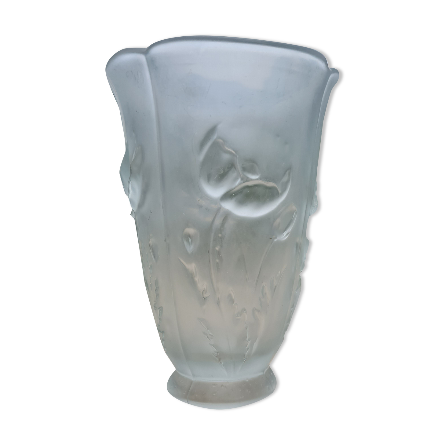 Czech Barolac vase molded by Joseph Inwald in satin glass from the 30s.