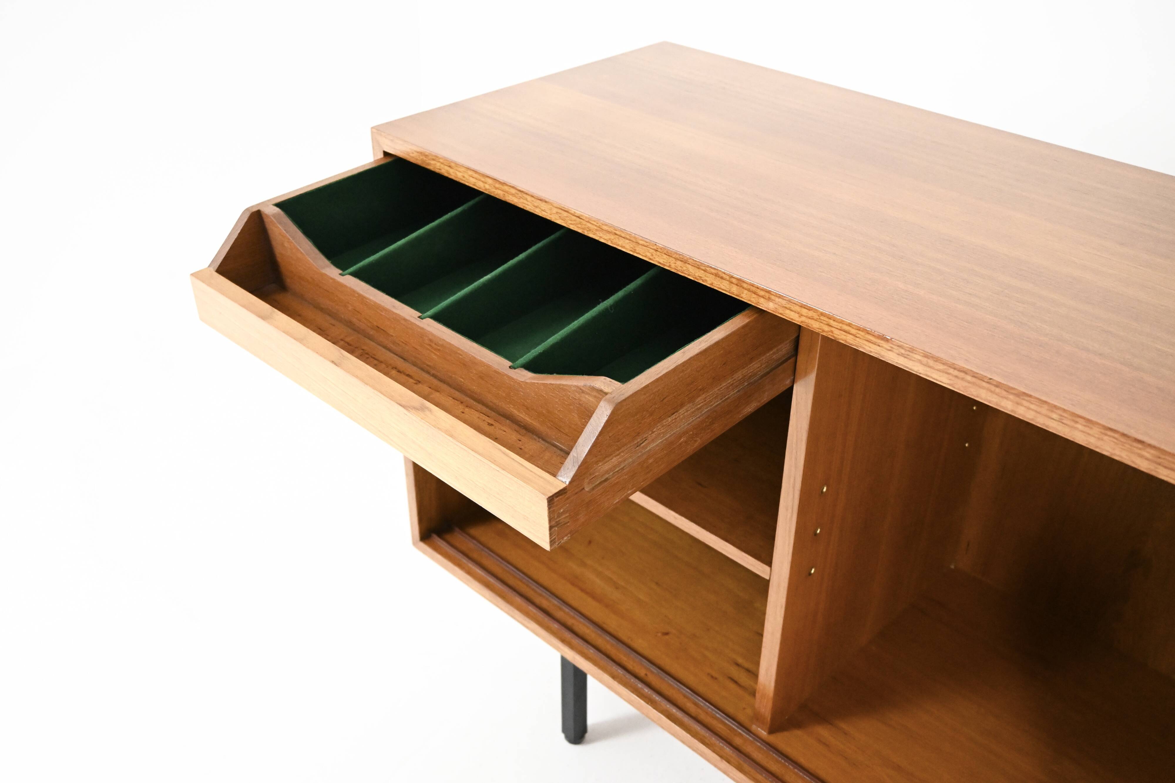 Buffet by Florence Knoll Bassett for Knoll International, 1950s