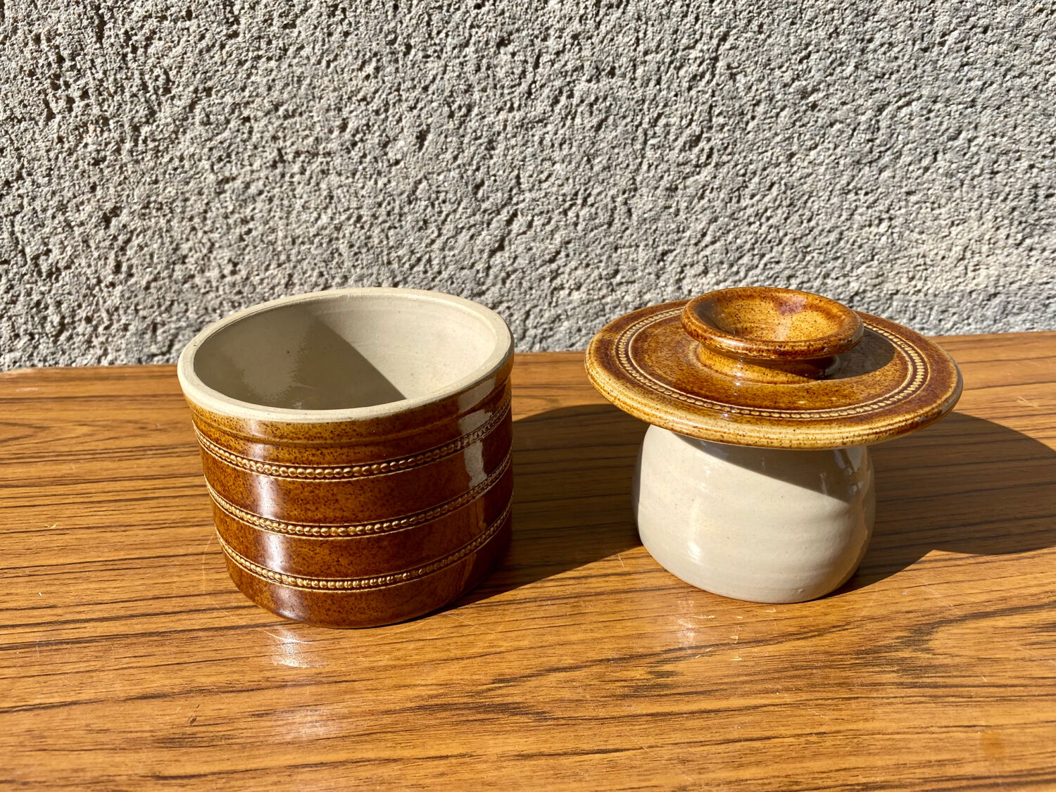 Water butter dish Stoneware Berry pottery vintage 60s