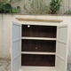 Meuble, buffet peint en beige, plateau en bois brut