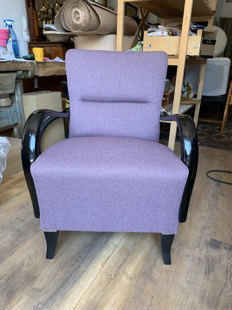 Art Deco armchair in plum fabric and black lacquered wood, 1920s.