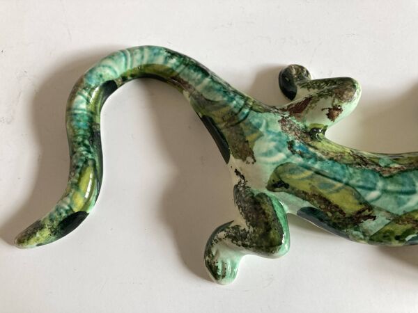 Provence 1970 lézard XXL en terre vernissée vert