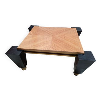 Design coffee table