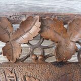 Plateau en bois ajouré motifs feuilles