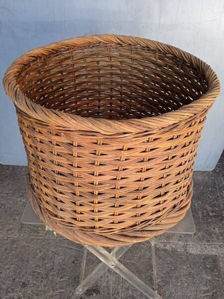 Cache pot 43 cm panier rotin vintage ep 1960