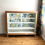 Low oak bookcase