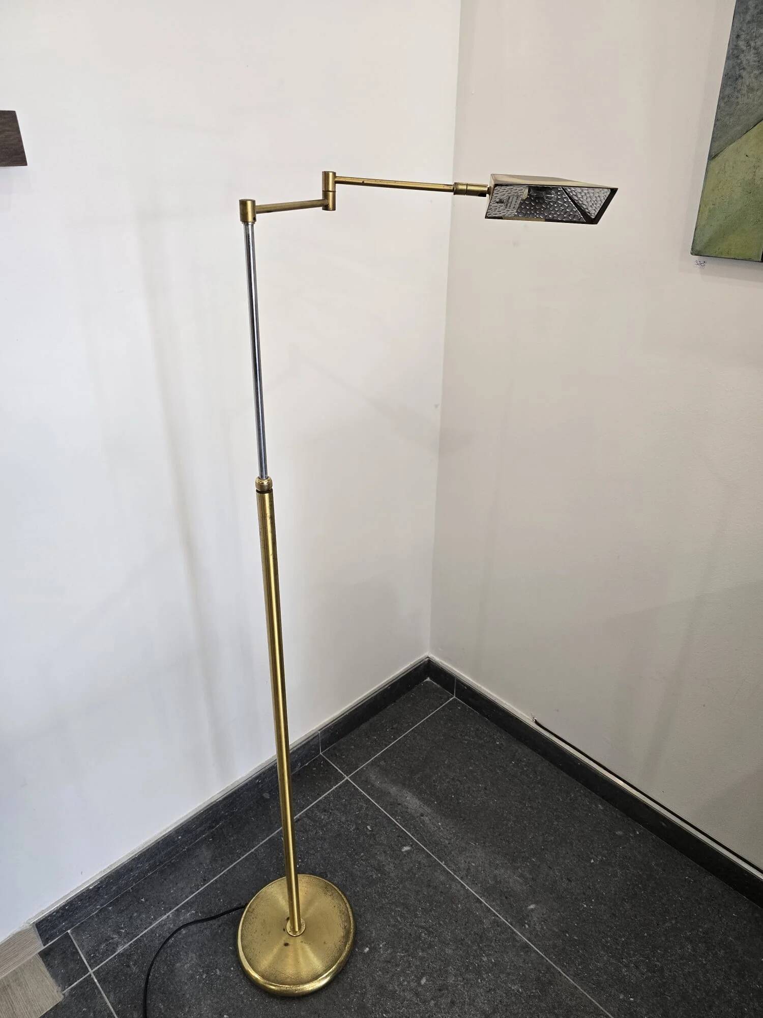 Italian articulated brass reading lamp – Tagliabue & Portonaro – 1980s-1990s