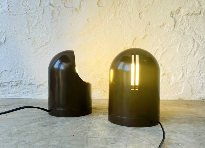 Ensemble de deux lampes de table ou murales, années 1960.