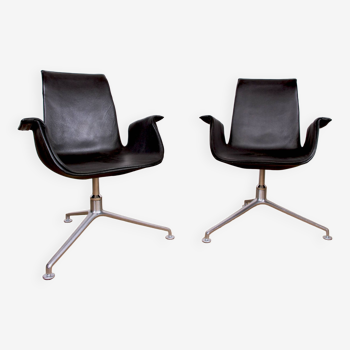 Paire de fauteuils Danois en Cuir Noir et Acier chromé, modèle FK 6725 Fabricius & Kastholm by Knoll