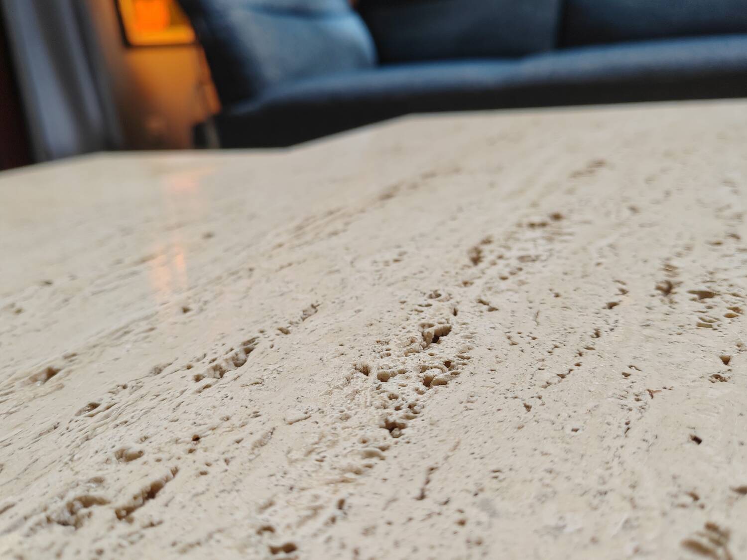 1980 Tables gigognes en travertin