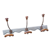 Wall coat rack