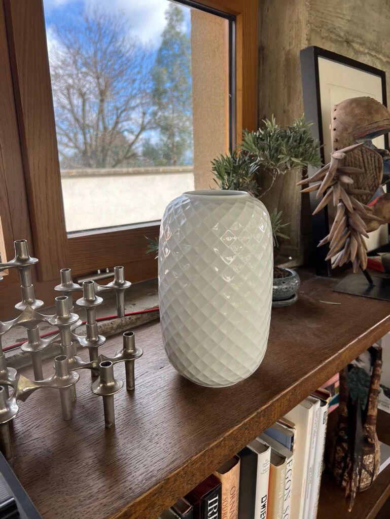 Porcelain vase "Thomas" Germany