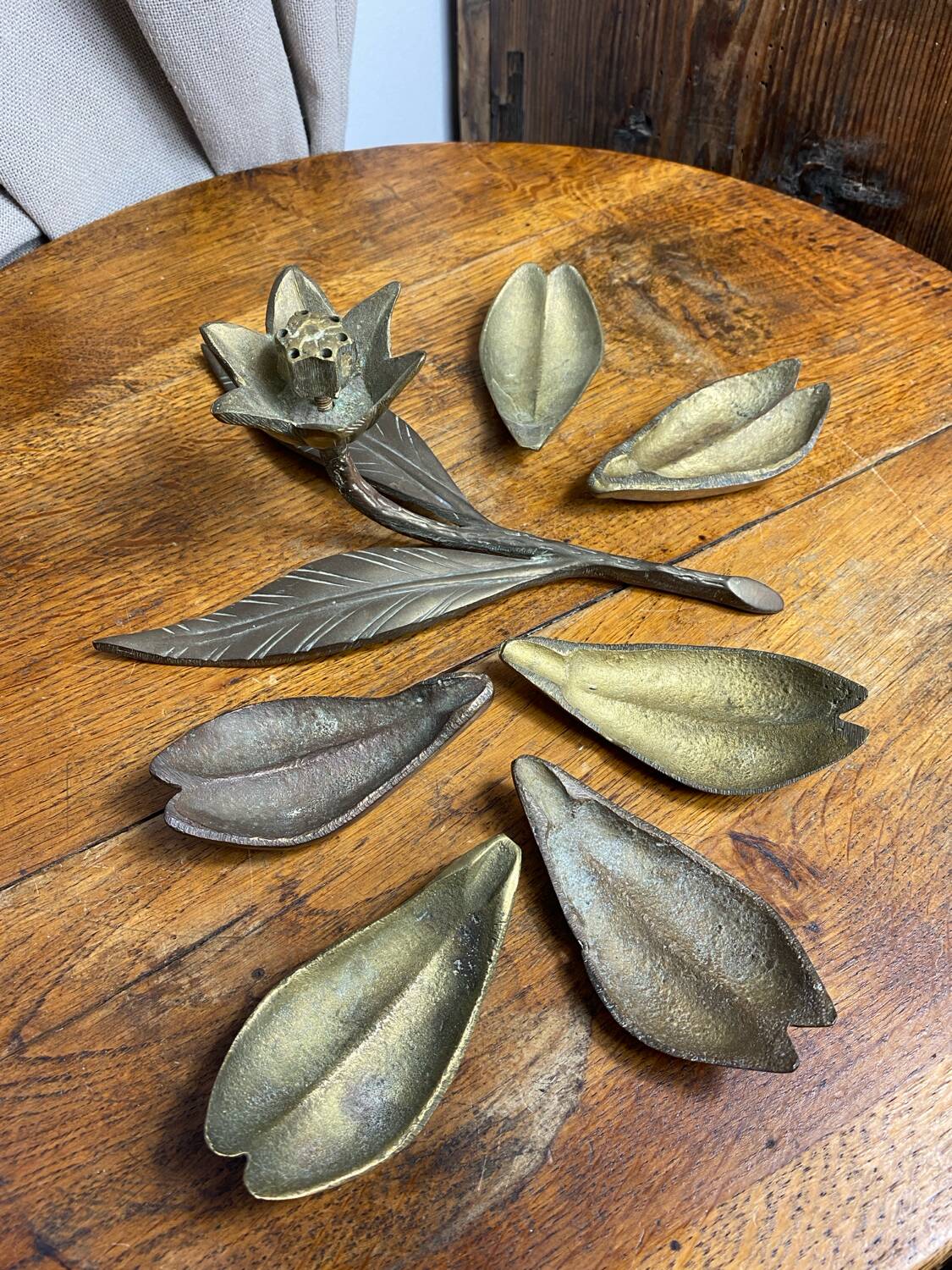 Cendrier fleur en bronze 