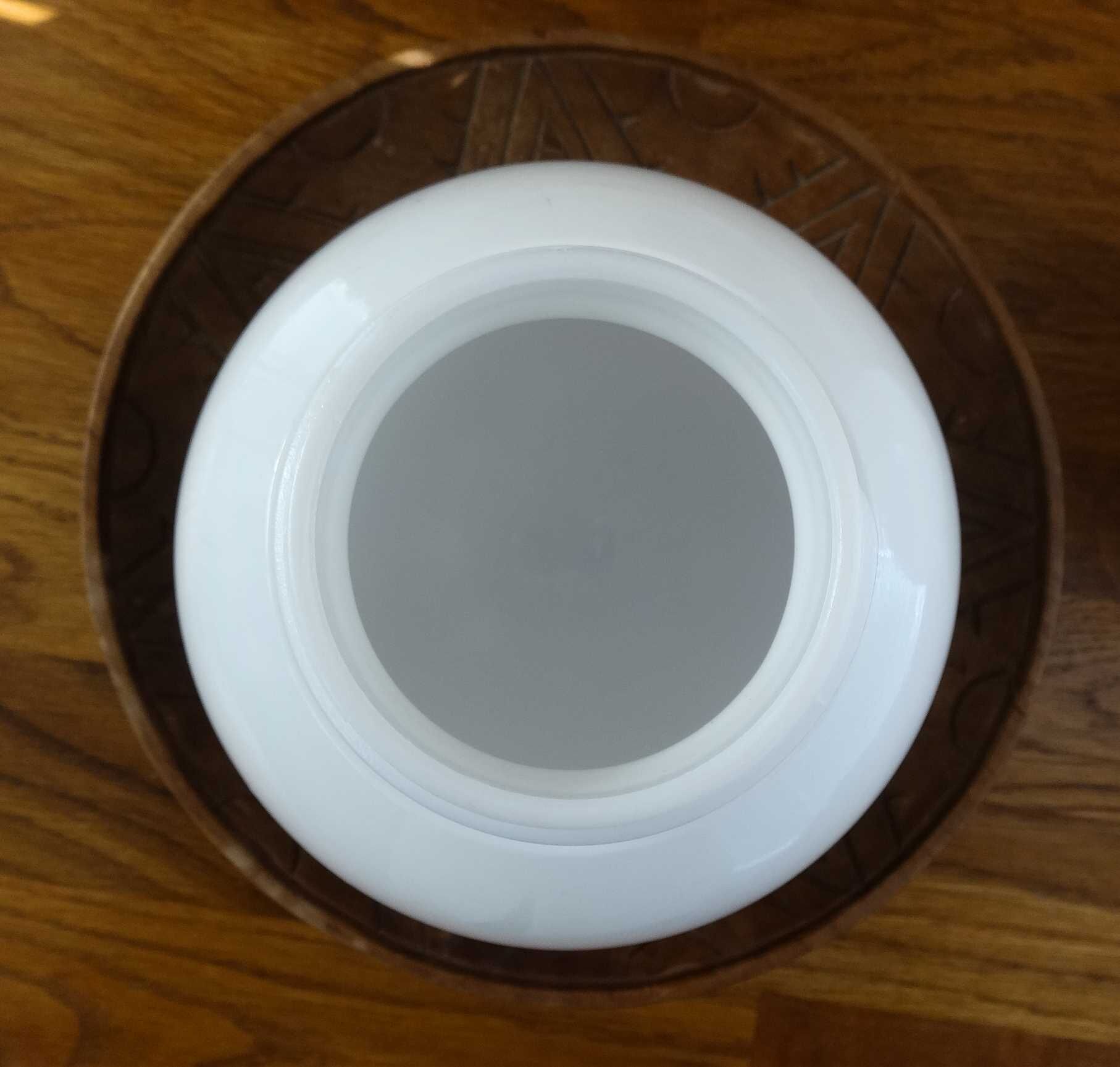 Globe in white opaline - 15 cm
