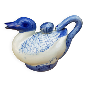 Oriental duck teapot