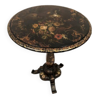 Tilting pedestal table in blackened wood with painted decoration of flowers and birds, Napoleon III era