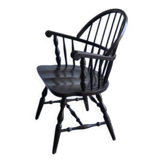 Brown wooden Windsor chair, 19th century — slatted backrest and carved seat