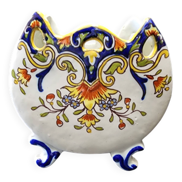 Vintage cache-pot planter in hand-painted earthenware.
