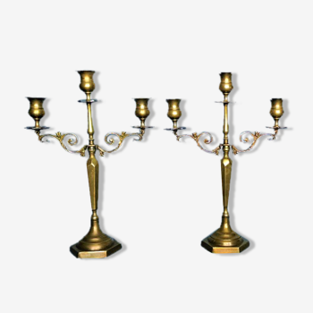 Paire de chandeliers trois feux néo-classiques - bronze patiné - années 1950 - France