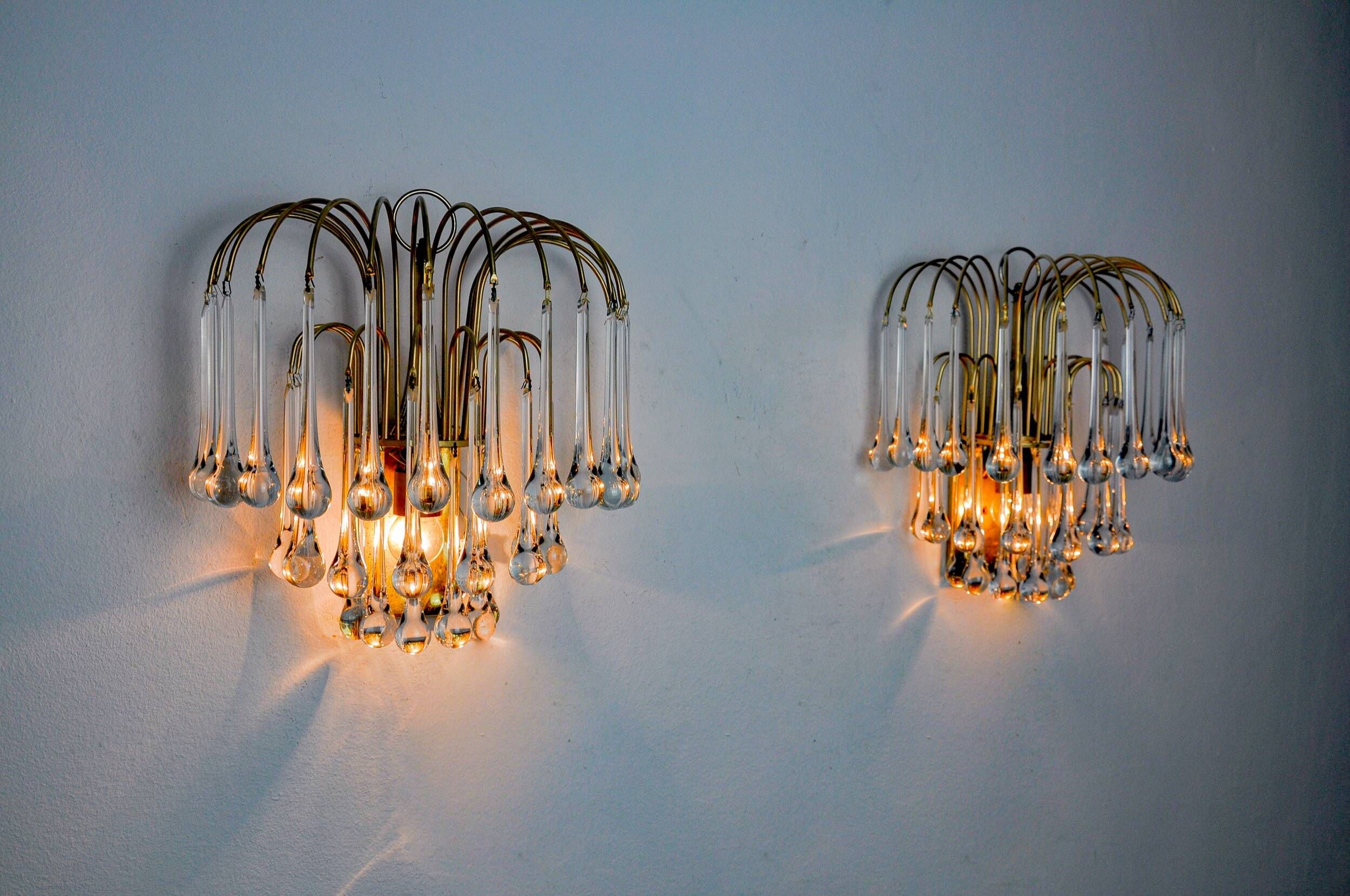 Pair of Venini "drops" wall lights, 3 levels, murano glass, Italy, 1970