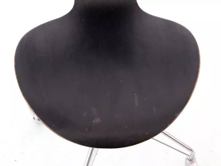 Munkegaard Scandinavian chair on wheels, or Swivel chair.