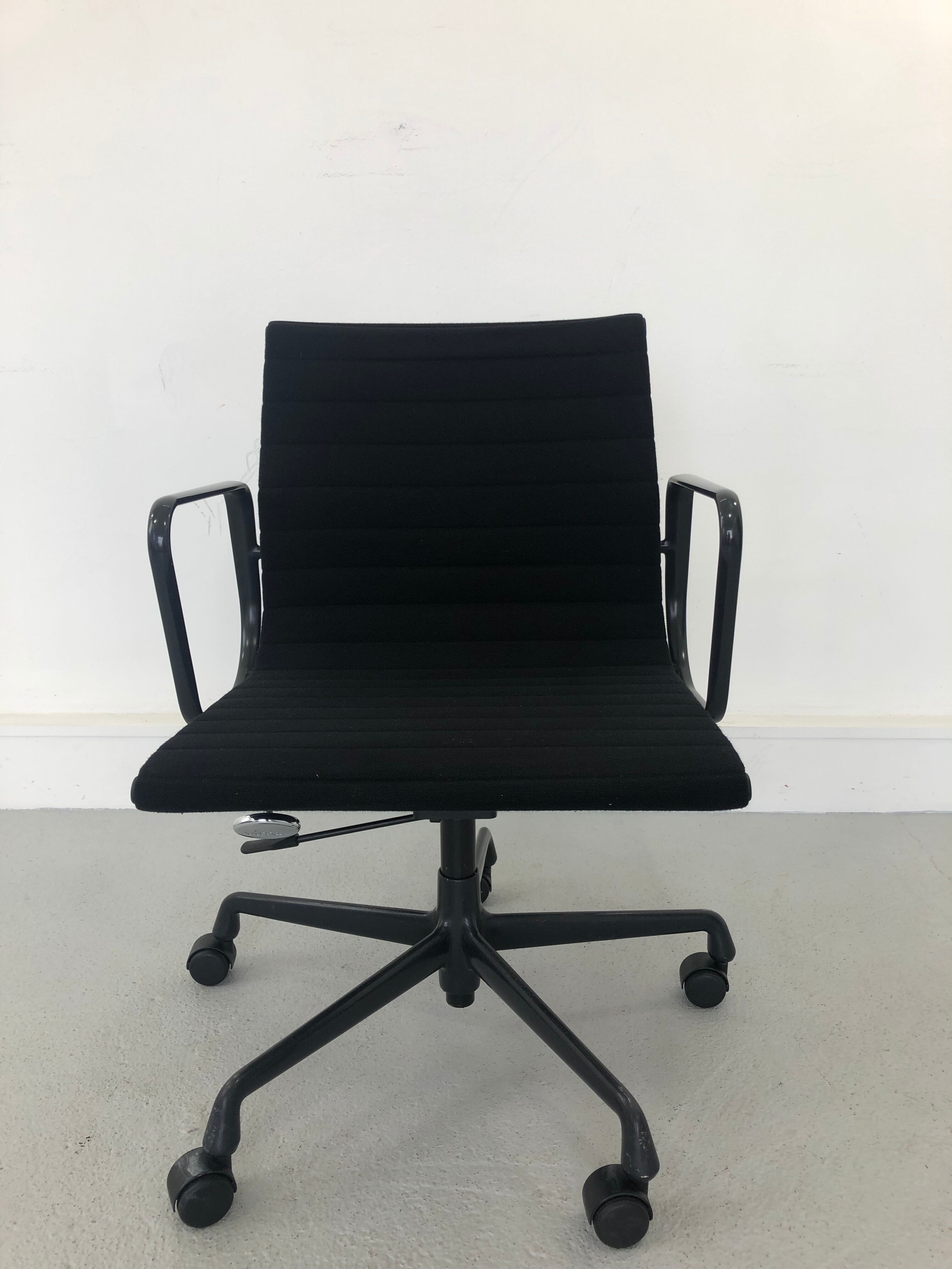 Aluminum black model EA 117 swivel chair by Charles & Ray Eames for Vitra