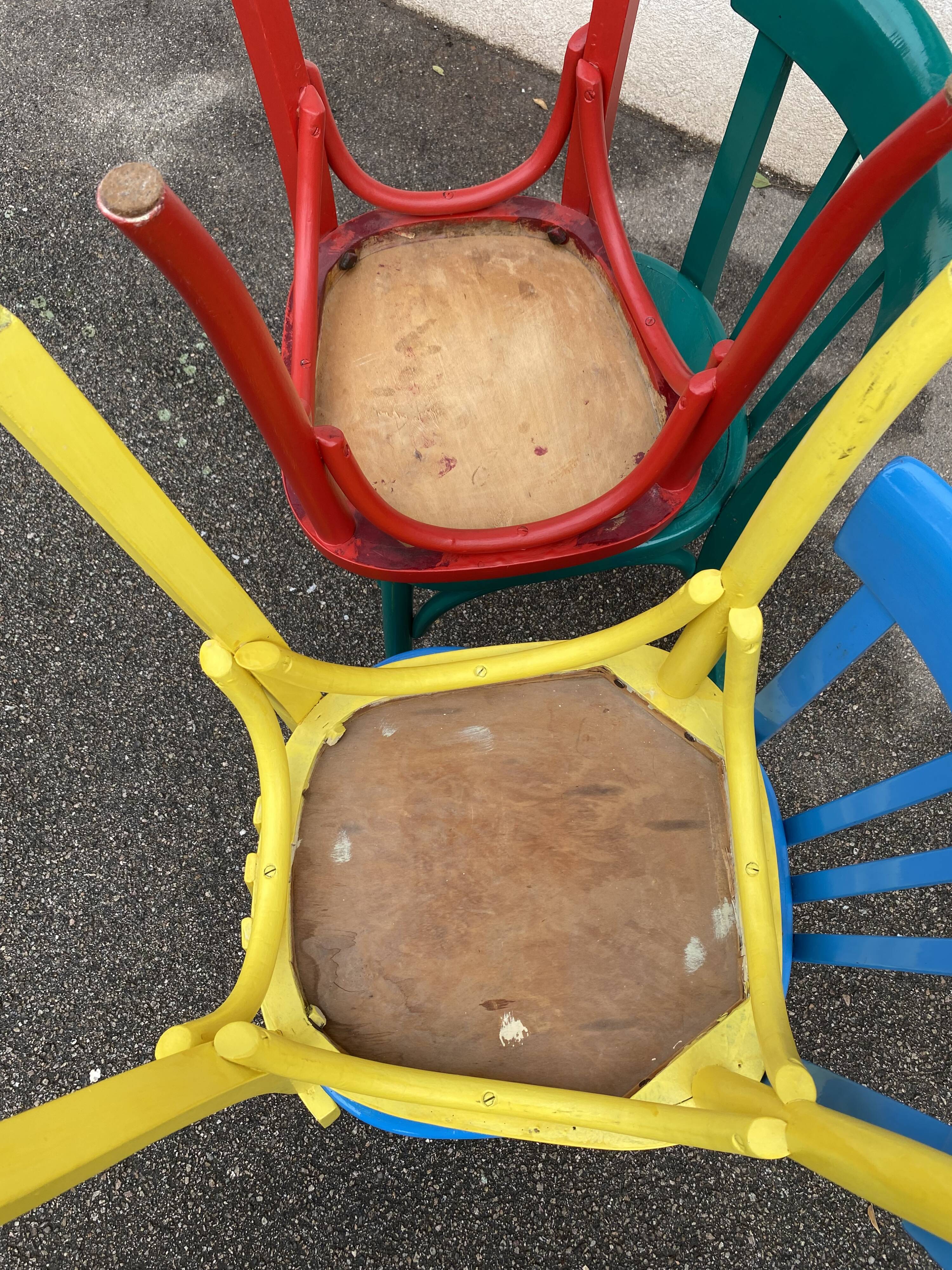Set of 4 multicolored bistro chairs